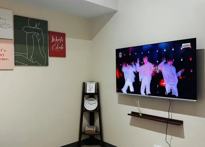 Appartement 7ff Cozy 1br Park Mckinley West Near Bgc & Venice Mall