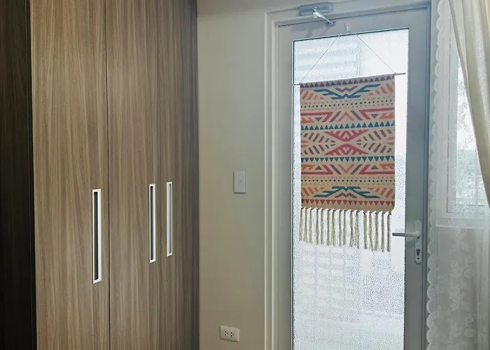 7ff Cozy 1br Park Mckinley West Near Bgc & Venice Mall *